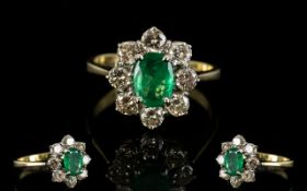 Ladies Attractive 18ct Gold Emerald & Diamond Set Cluster Ring. Flower Head Design.