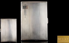 Art Deco Period Engine Turned Quality Gentleman's Silver Cigarette Case, with Art Deco Lines /