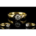 18ct Gold - Superb Single Stone Diamond Ring, High Grade - Round Brilliant Cut Diamond.
