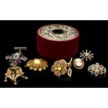 A Mixed Collection Of Vintage Costume Jewellery Seven items in total,