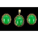 14ct Gold Jadeite Set Pendant Drop and M