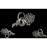 Art Deco Period - Stunning Quality 18ct White Gold Baguette and Round Brilliant Cut Diamond Brooch,