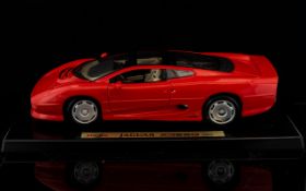 Maisto Jaguar XJ220 Car 1992 Special Edition Die-cast Rare RED Model Scale 1:18.