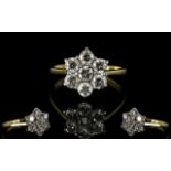 18ct Gold Attractive and Good Quality Diamond Set Cluster Ring, Flower head Setting.