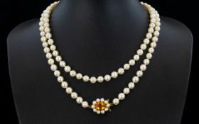 Lady's Elegant 1960's Single Strand Cultured Pearls Necklace with 9ct Gold Clasp,