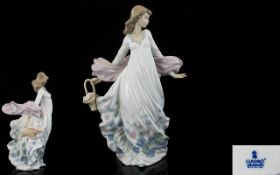 Lladro Excellent Hand Painted Porcelain Figurine ' Spring Splendor ' Model No 5898.