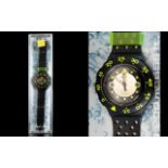 Swatch - Scuba 200 Black Wave - Shamu SD102 Quartz Divers Wrist Watch.