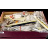 Model Plain Interest - Collection Of Airline Models Comprising A Monarch Airlines Boeing 757,