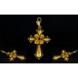 18ct Gold Filigree Ruby Set Cross / Pend