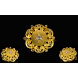 Antique Period - Attractive 18ct Gold Di