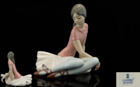 Lladro Porcelain Ballerina Figure 'Shelley', model no 1357. Issued 1978-1993. Height 6.