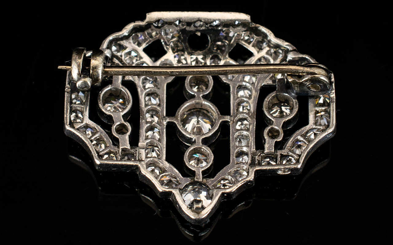 Early 20th Century Belle Époque Diamond Brooch Geometric milgrain set round cut diamonds, - Image 2 of 2