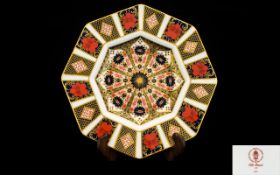 Royal Crown Derby Old Imari Pattern 22ct Single Gold Band Octagonal Shaped Cabinet Plate pattern