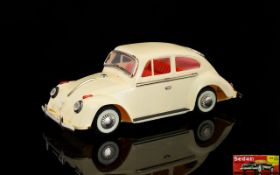 Apple China PF-175 1:24 Volkswagen VW Beetle Plastic Model Toy Complete with original box, made in