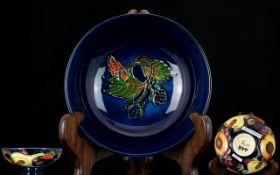 Moorcroft - Modern Tubelined Footed Circ