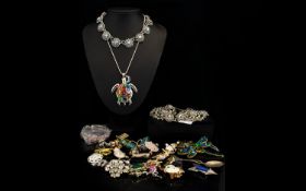 Good Collection of Costume Jewellery, Includes Necklaces, Bracelets, Earrings, Rings, Brooches