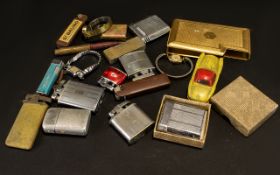 A Mixed Collection Of Cigarette Lighters And Table Lighters Makes to include Ronson, Magna, Win 100,