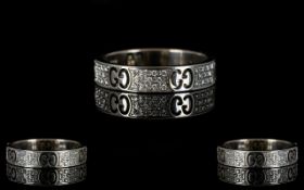 Gucci 18ct White Gold Ring Set with approx 66 round modern brilliant cut diamonds, fully hallmarked,