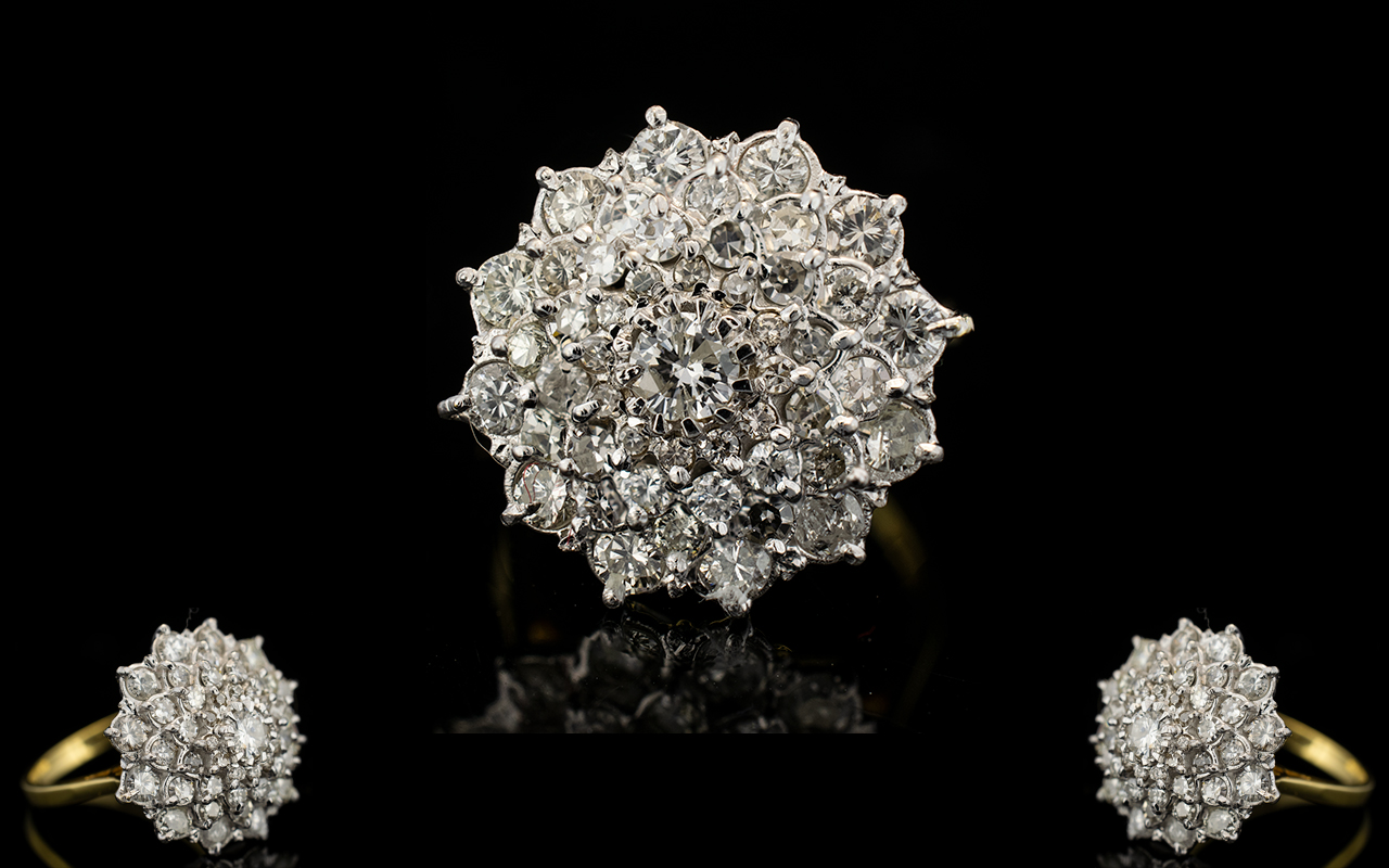 Ladies - Attractive 18ct Gold Diamond Set Cluster Ring, Flower head Design.