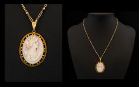 9ct Gold Ladies Attractive Oval Shaped Cameo Set Mounted Pendant with attached 9ct Gold Fancy Chain.