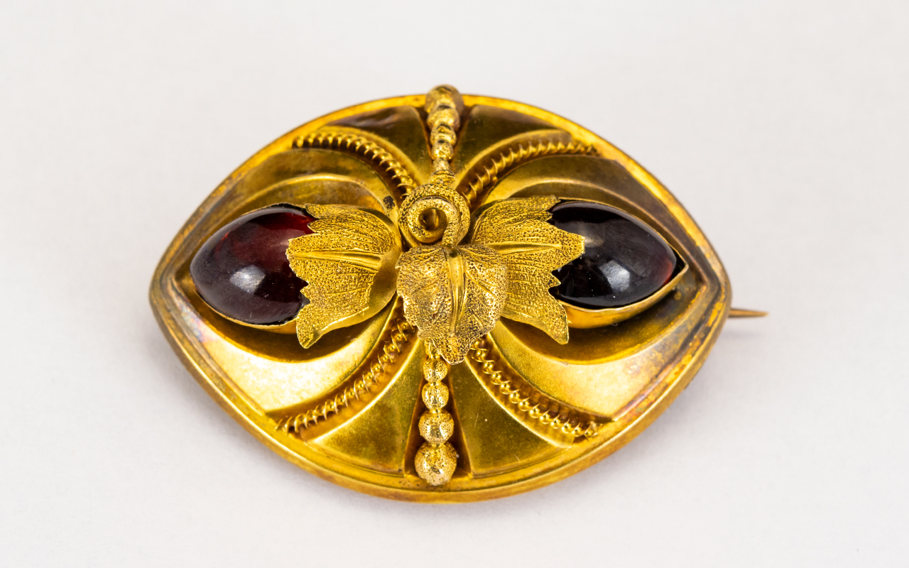 Victorian Etruscan Revival 14ct Gold And - Image 3 of 3
