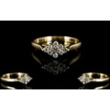 18ct Gold Attractive Diamond Set Dress Ring ' Star Burst ' Design. Hallmarked Rubbed.