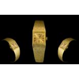 Accurist Ladies 9ct Gold - 21 Jewells Bracelet Wrist watch Cica 1970's.
