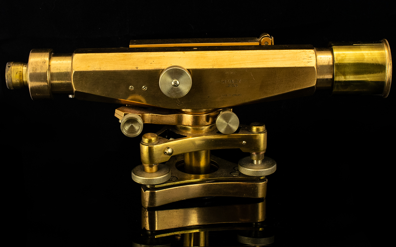 Lacquered Brass Surveyors Level Marked t - Image 3 of 3