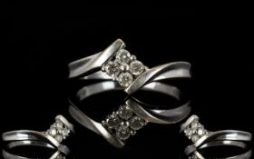 9ct White Gold Diamond Ring Set with fou