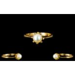 18ct Yellow gold Single Pearl Set Ladies