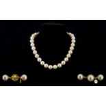 Majolica Single Strand Cultured Pearl Necklace, Set with a Large 9ct Gold Clasp,