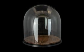 Antique Glazed Display Dome - Taxidermy Cloche Of traditional form and large proportion with