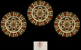 Royal Crown Derby Old Imari 22ct Single Gold Band Set of 3 Large Cabinet Plates.