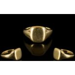 Gents 9ct Gold Signet Ring heavy construction. Full hallmark for 9ct. Ring size S-T. 9.2 grams.