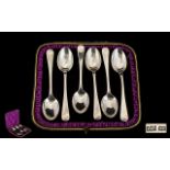 Edwardian Period Boxed Set of Six Sterling Silver Teaspoons In Original Fitted Case.
