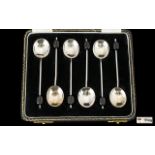 Art Deco Period Boxed Set of Six Silver Coffee Spoons. Hallmark Birmingham 1931.