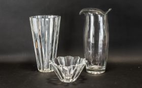 A Small Collection Of Contemporary Glassware Three pieces in total to include tall,