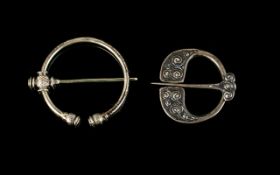 Alexander Ritchie Iona Interest Silver Celtic Cloak Pin Of archaic form,