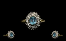 18ct Gold - Aquamarine and Diamond Set Cluster Ring, Flower head Design. Excellent Gallery Setting.