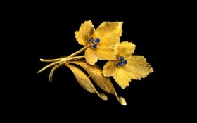 18ct Gold - Nice Quality and Attractive Floral Spray Design Brooch,