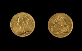 Queen Victoria 22ct Gold Old Head Full Sovereign - Date 1900.