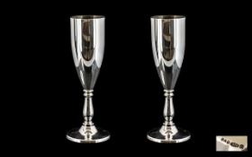 A Fine Quality Pair of Contemporary Designed Sterling Silver Champagne Flutes of Plain but Elegant