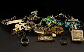Small Mixed Lot of Costume Jewellery to include ID bracelets, gate bracelet, Ingot, necklace,