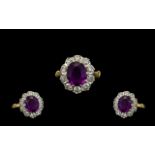 18ct Gold - Attractive 1950's Amethyst and Diamond Set Cluster Ring, Flower head Setting,