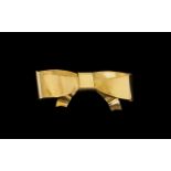 Ladies - Attractive 9ct Gold ' Ribbon ' Brooch of Pleasing Form, High Polish Finish,