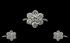 18ct White Gold Superb Quality Diamond Set Cluster Ring.