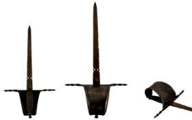 Mane Gauche (left handed) Parrying Dagger Triangular Knuckle Guard, Twisted Quillons, Overall Length