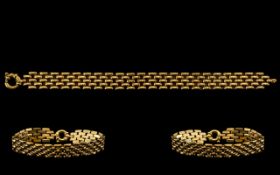 Ladies Nice Quality 9ct Gold Panther Bracelet of pleasing design. Fully hallmarked for 9.375. All