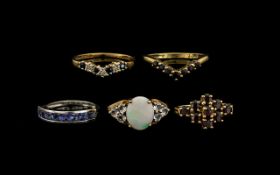 A Collection of Assorted Ladies 9ct Gold Stone Set Dress Rings (5) Five rings of various designs and