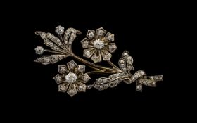 Art Deco Period Superb Quality and Pleasing 18ct Gold and Diamond Set Tremblant Brooch - in the form